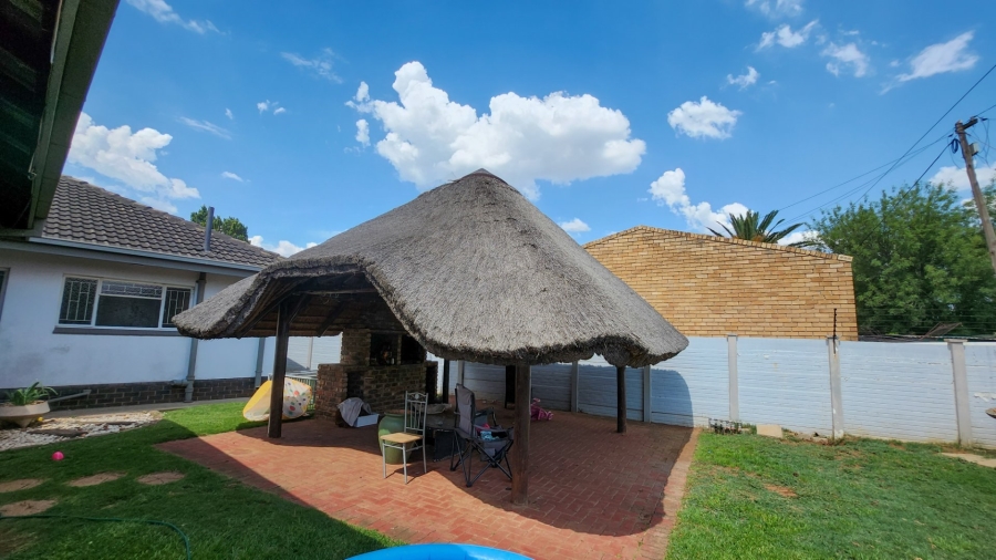 3 Bedroom Property for Sale in Stilfontein Ext 4 North West